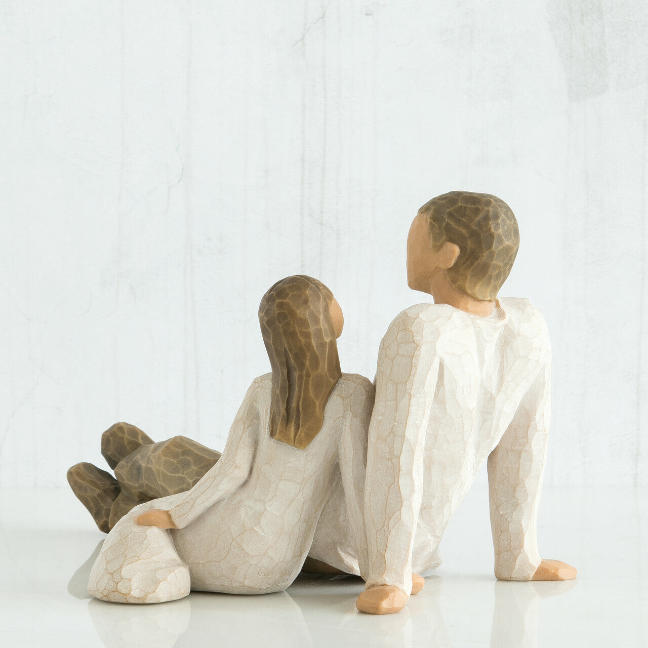 WT FATHER AND DAUGHTER FIG