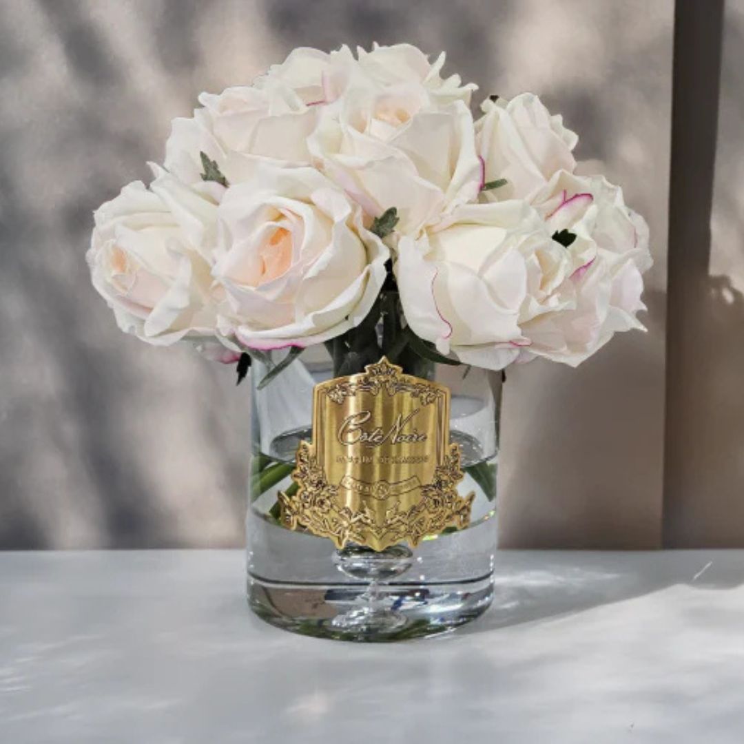 Grand Bouquet <br> Blush - Gold Badge<br> LRB02