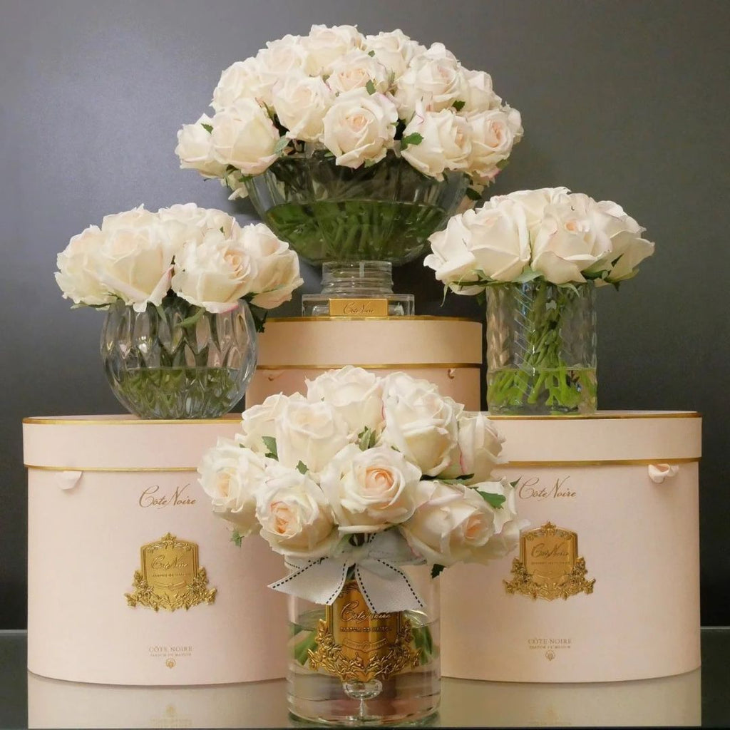 Grand Bouquet <br> Blush - Gold Badge<br> LRB02