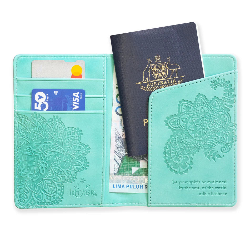 Passport Wallet <br> Tahitian Turquoise - IGLX8433117