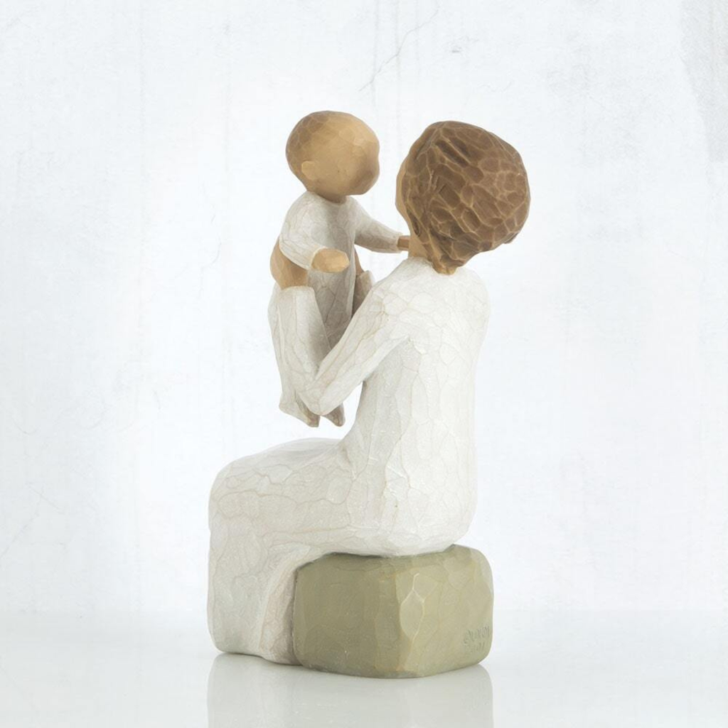 Figurine – Willow Tree  <br>  Grandmother