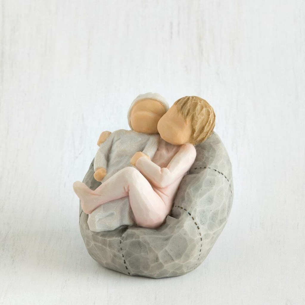 Figurine – Willow Tree  <br>  My New Baby (Blush)