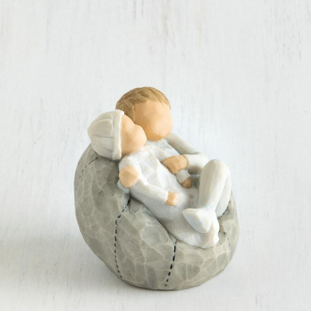 Figurine – Willow Tree  <br>  My New Baby (Sky)