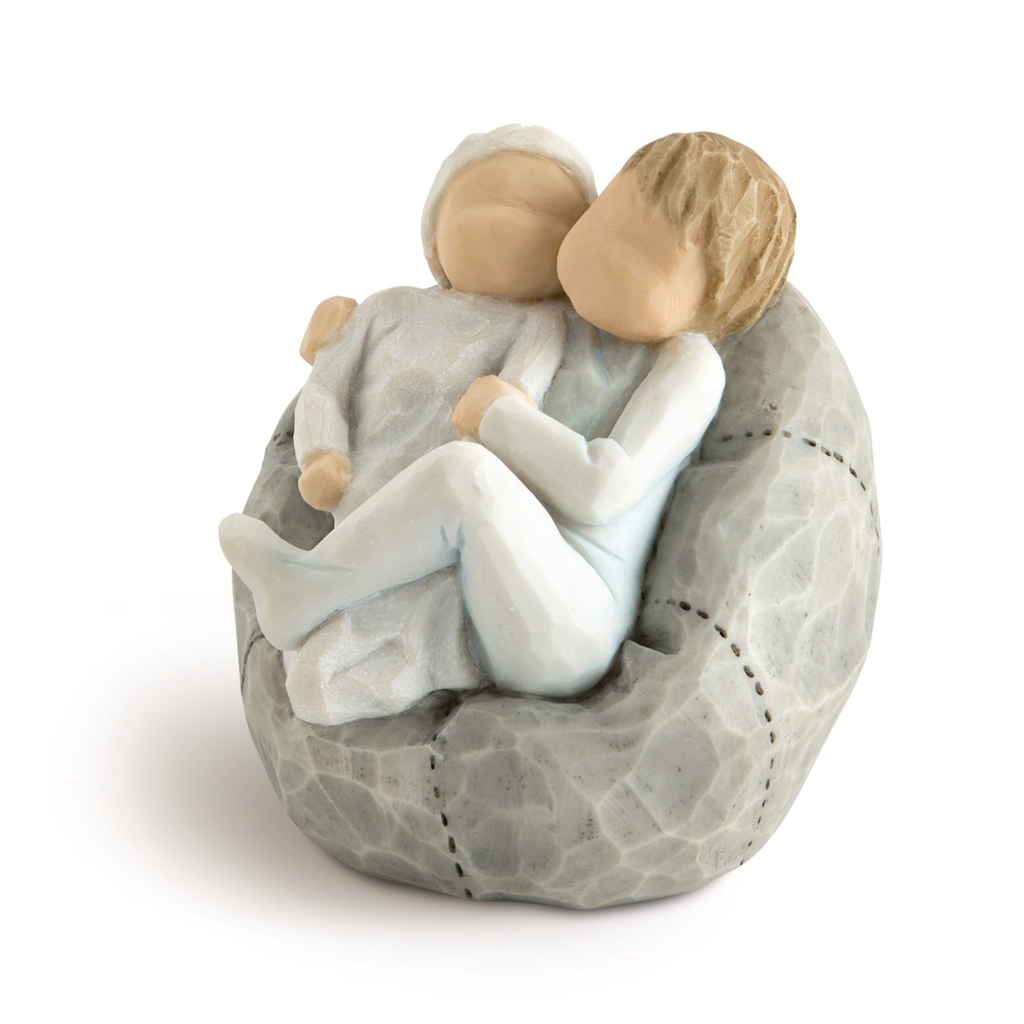 Figurine – Willow Tree  <br>  My New Baby (Sky)