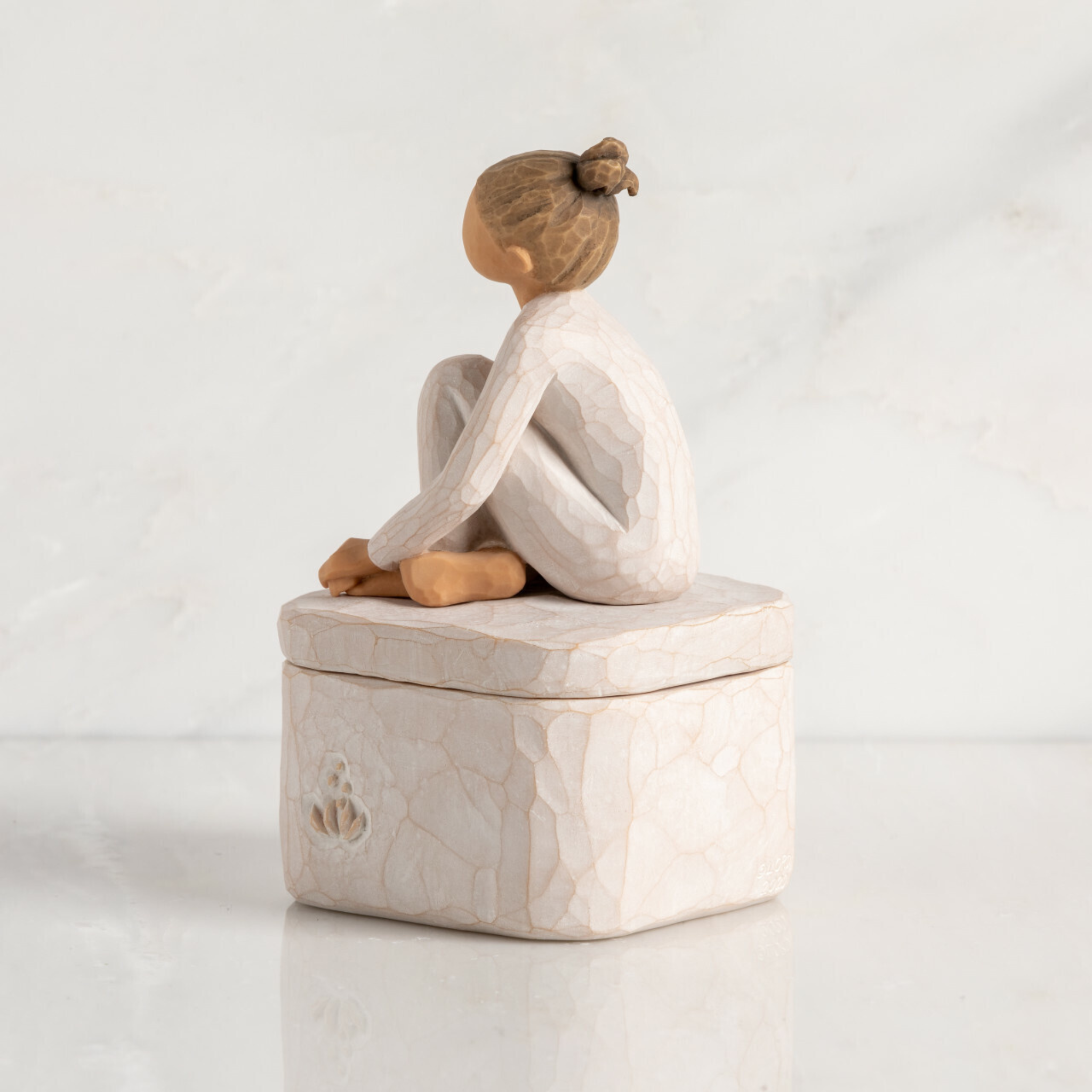 Figurine – Willow Tree  <br>  The Dance Keepsake Box